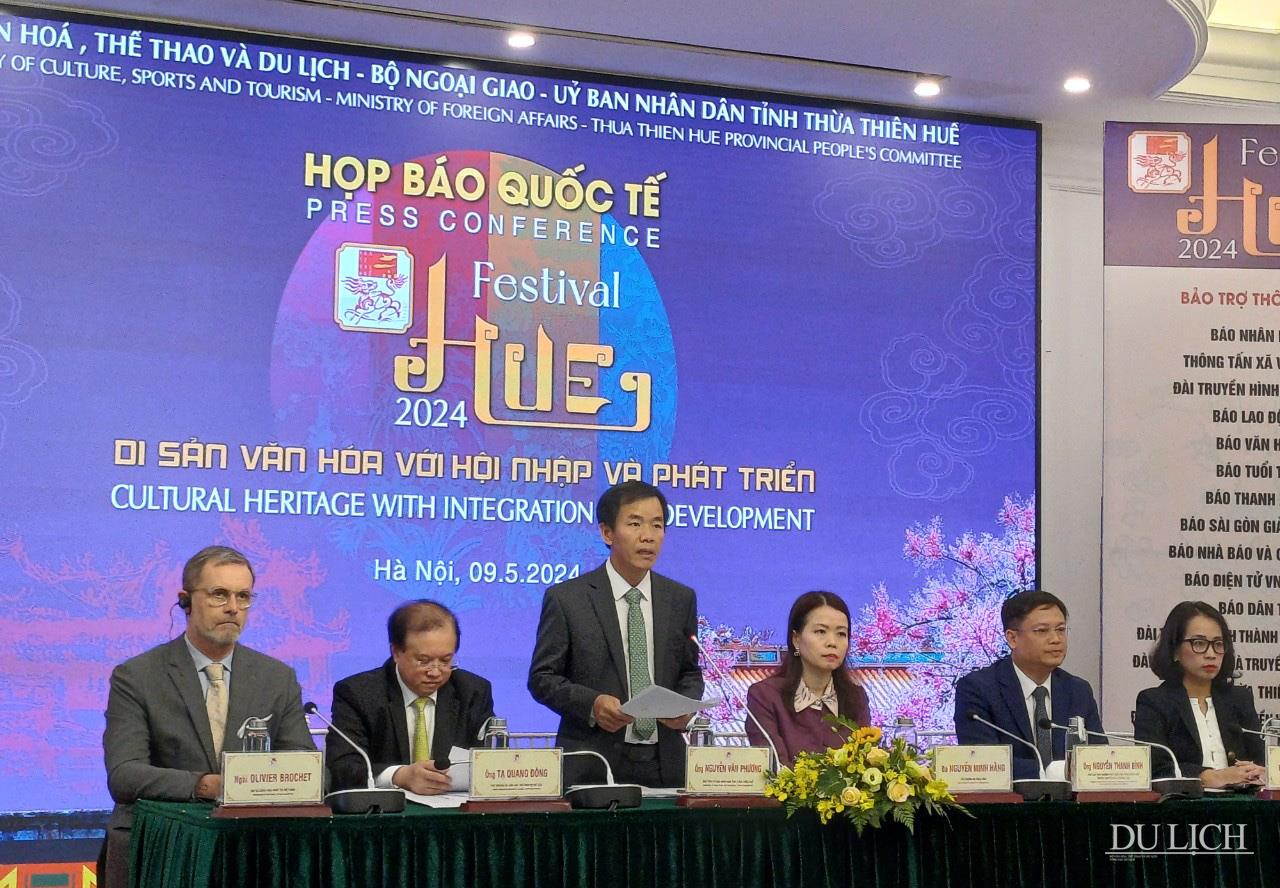 Chủ tịch UBND tỉnh Thừa Thiên Huế Nguyễn Văn Phương phát biểu